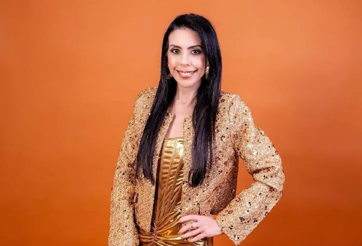 Analuzia confirma sua festa de aniversário e promete muita animação e alegria