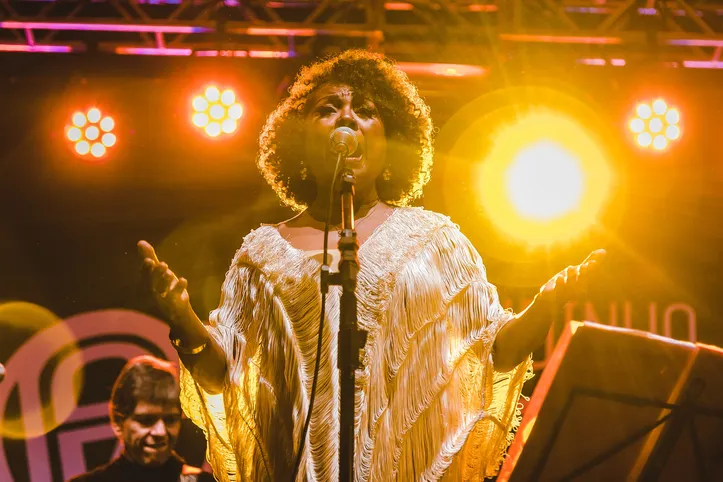 A cantora Rosa Marya