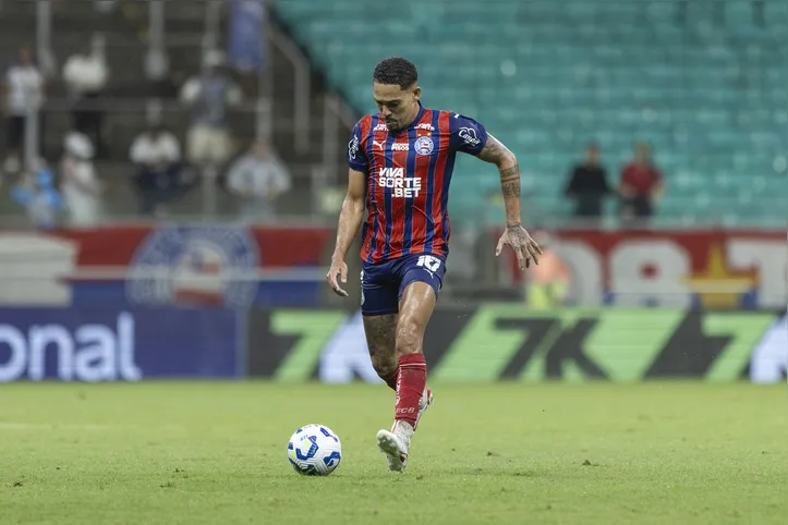 Bahia e Bragantino se enfrentam na Fonte Nova