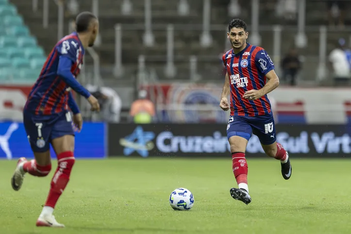 Bahia e Bragantino se enfrentam na Fonte Nova