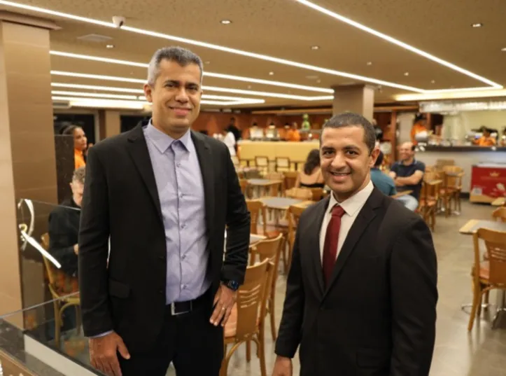 Fábio Moreira e Jenival Lobo promovem Dia das Crianças especial na Doce Pão