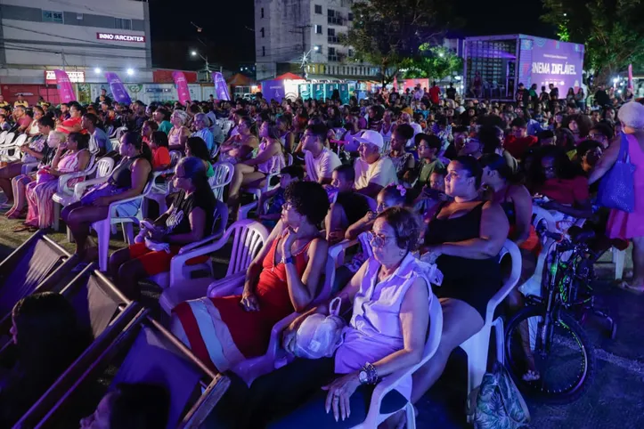 Cinema Inflável chegou à capital baiana