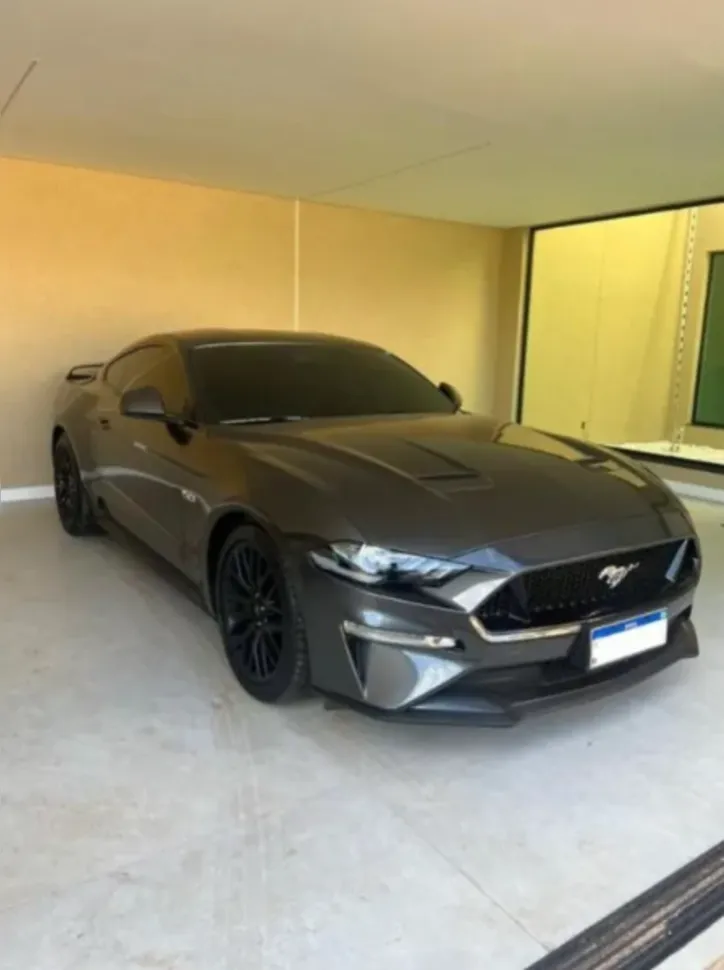 Ford Mustang apreendido em Brasilia