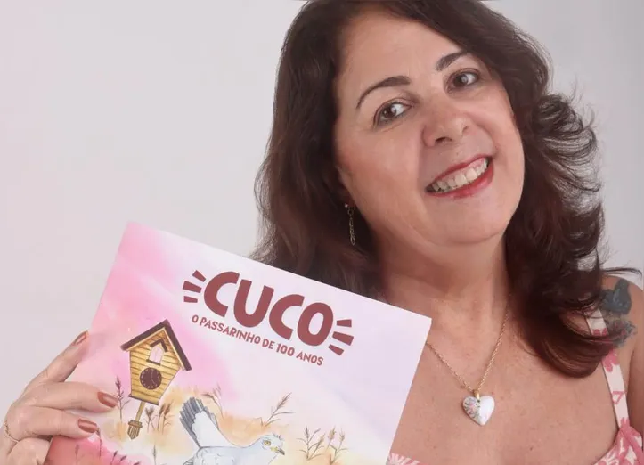 Celina Bezerra lança o livro Infantil "Cuco, o passarinho de 100 anos"