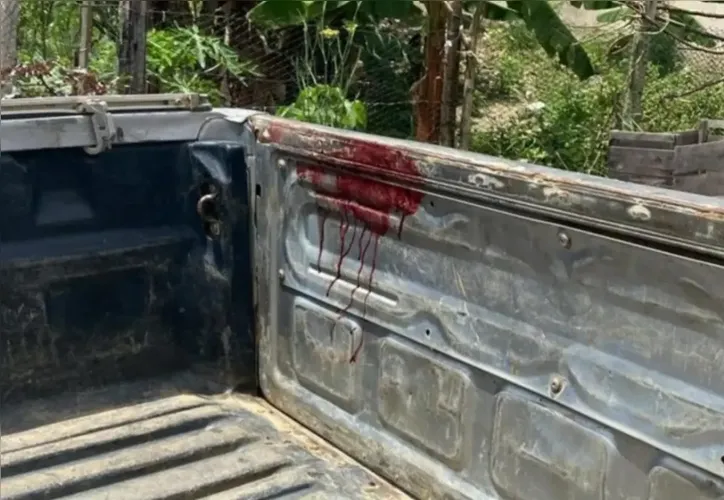 Caminhonete usada para dar socorro as vítimas