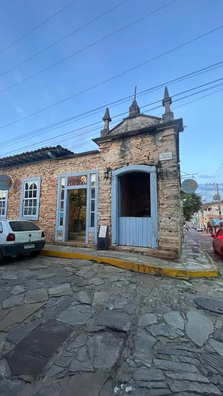 Imagem ilustrativa da imagem ETs, bruxas e lendas: cidade mineira se consolida como destino místico no Brasil