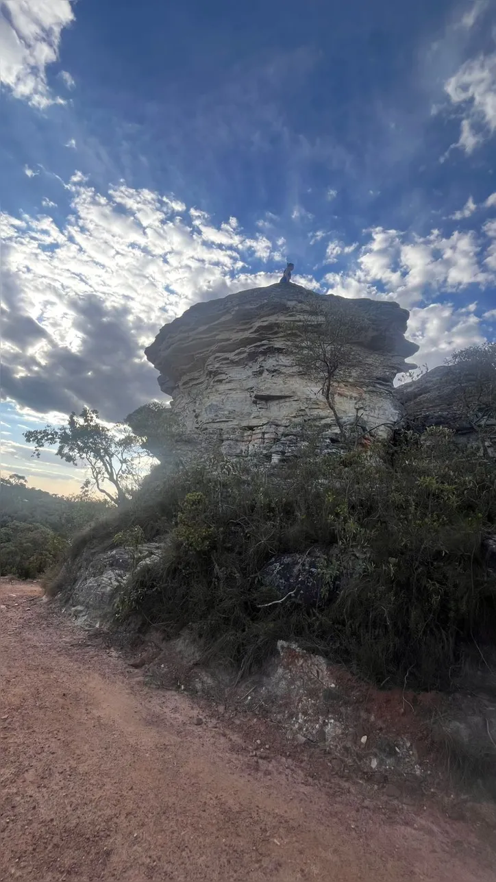 Imagem ilustrativa da imagem ETs, bruxas e lendas: cidade mineira se consolida como destino místico no Brasil