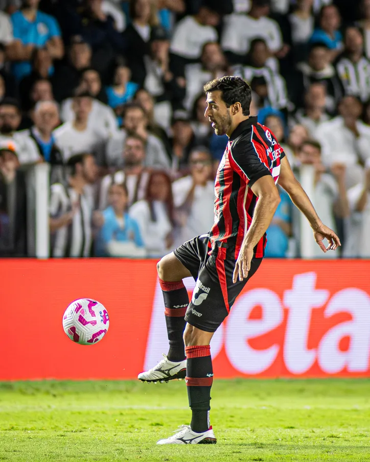 Vitória e Santos pelo Brasileirão