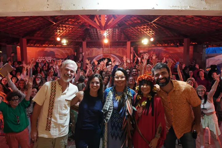 Dráulio Barros, Fernanda Palhano, Daiara Tukano, Adana Omágua, Glauber Loures