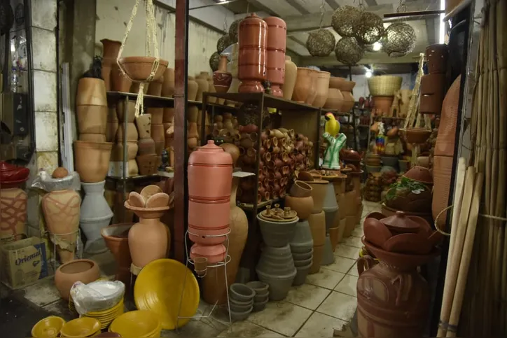 Argila dá vida ao filtro de barro e outros utensílios domésticos
