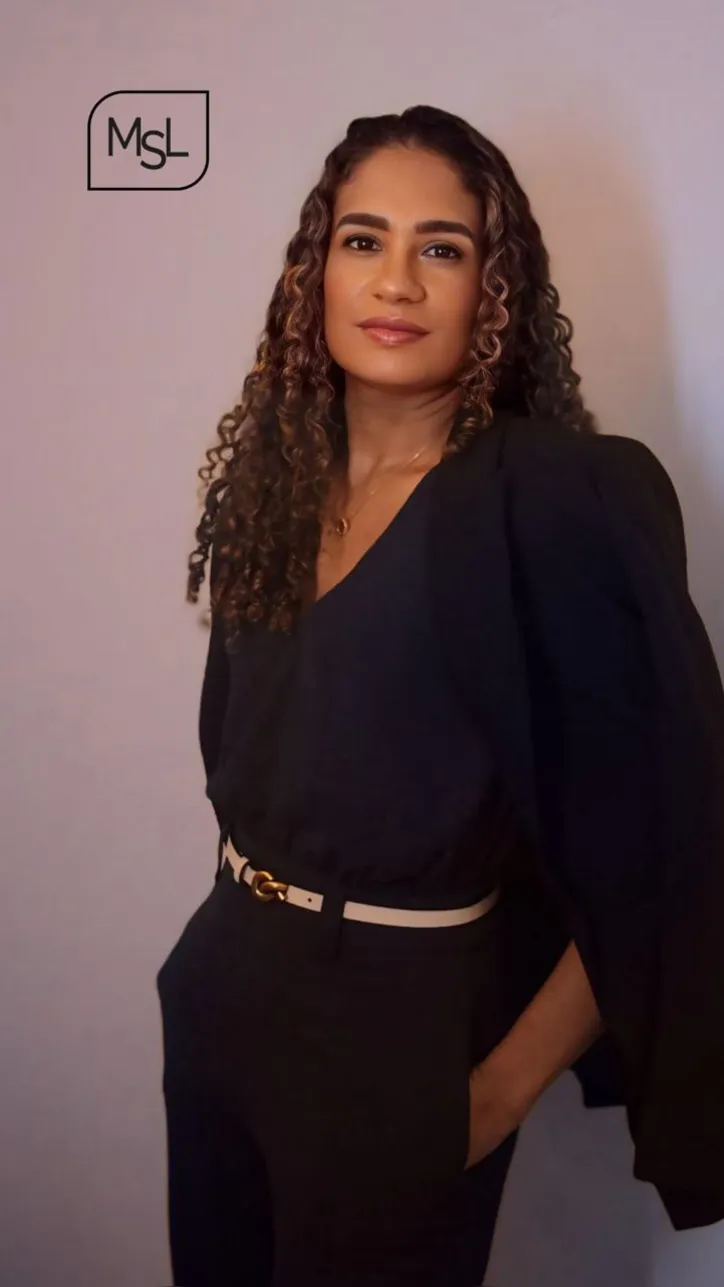 Vaneza diz que pagar uma dívida e criar outra apenas transfere o problema