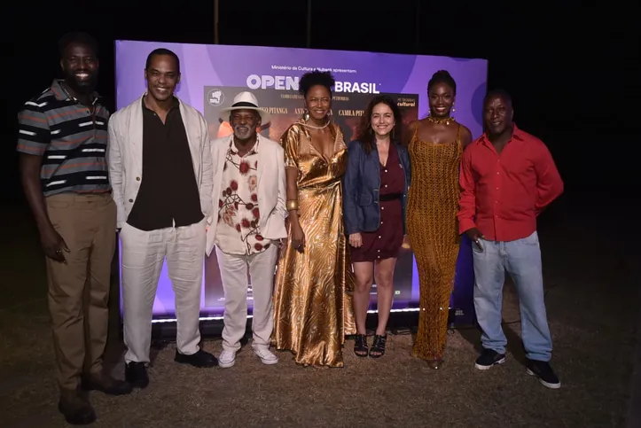 O elenco de Malês no Open Air Brasil