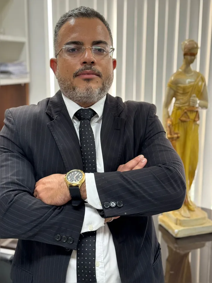 Advogado e professor universitário Lucas Cavalcanti