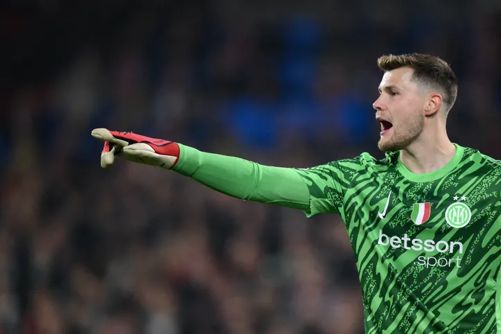 Imagem ilustrativa da imagem Goleiro de gigante europeu é acusado de atropelar e matar um idoso