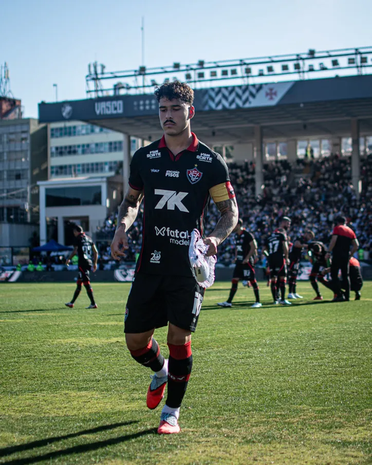 Lucas Halter em Vasco x Vitória