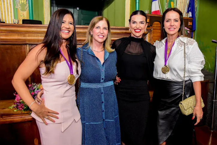 Lidiane Argelim, Monica Sacramento, Roberta Caires e Cris Vita Urmenyi