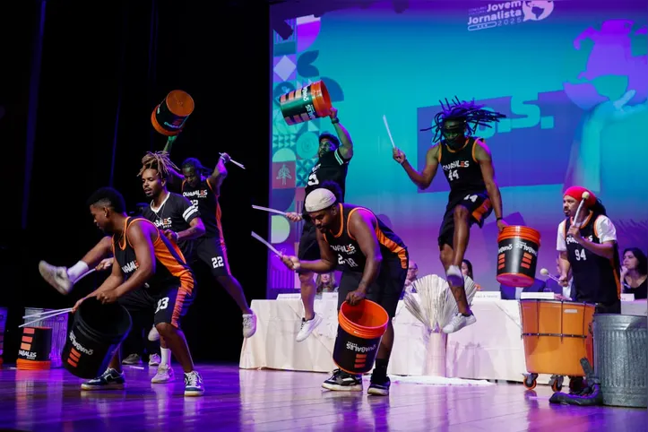 Apresentação do grupo Quabales