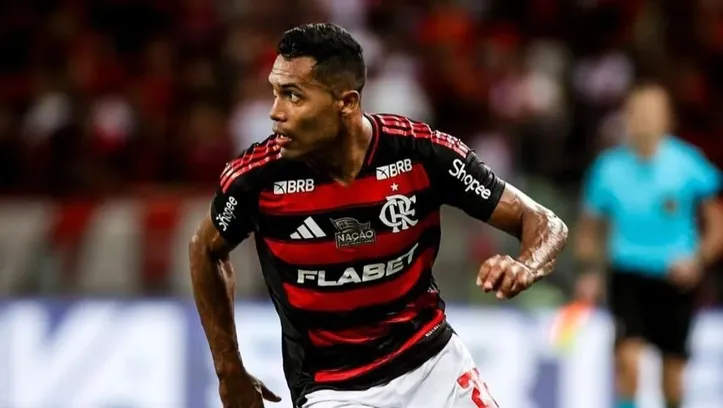 Alex Sandro pelo Flamengo