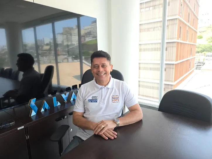 Secretário Luiz Carlos