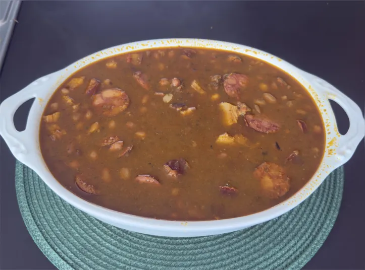 Imagem ilustrativa da imagem Música e gastronomia: quando notas e temperos dançam juntos na mesa