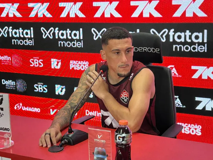 Baralhas em coletiva antes do Ba-Vi