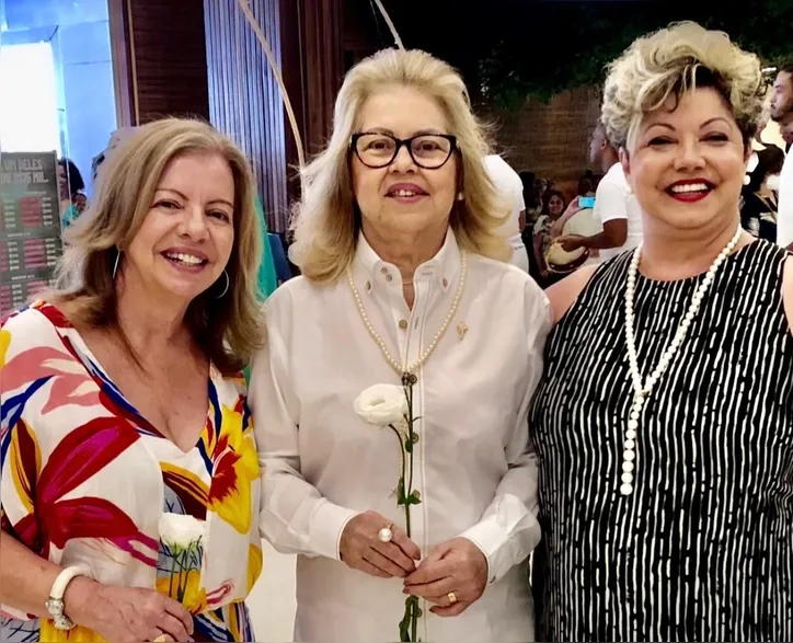 Marta Mello, aniversariante Sandra Carvalho e a desembargadora Gardênia Duarte
