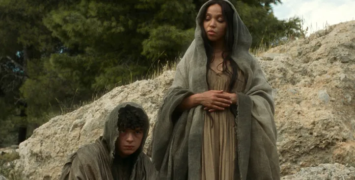 Cena de Sombras no Deserto