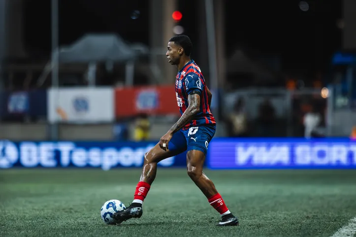 Bahia e Grêmio se enfrentam no domingo, 19