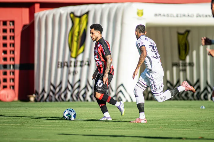 Vitória e Palmeiras se enfrentam nesta quinta, 20