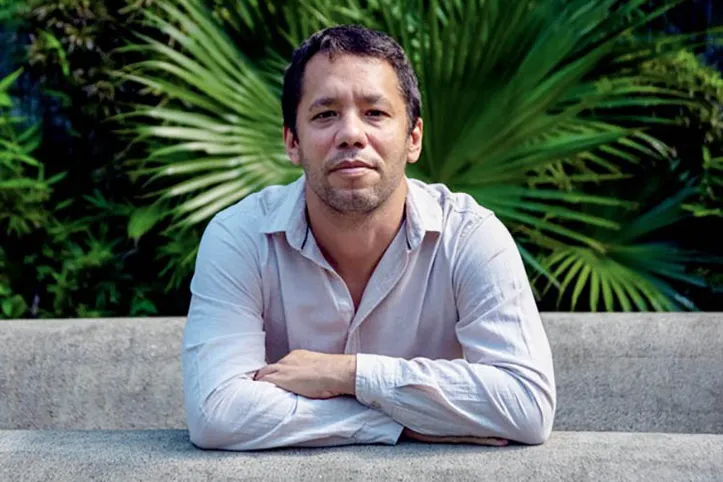 Itamar Vieira Junior integra curadoria da Bienal do Livro Bahia 2026