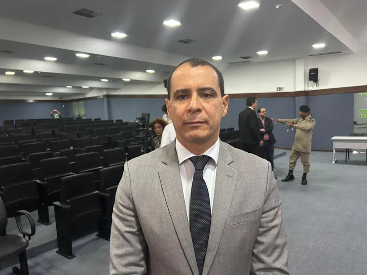 Promotor de Justiça Hugo Cassiano Sant’Anna