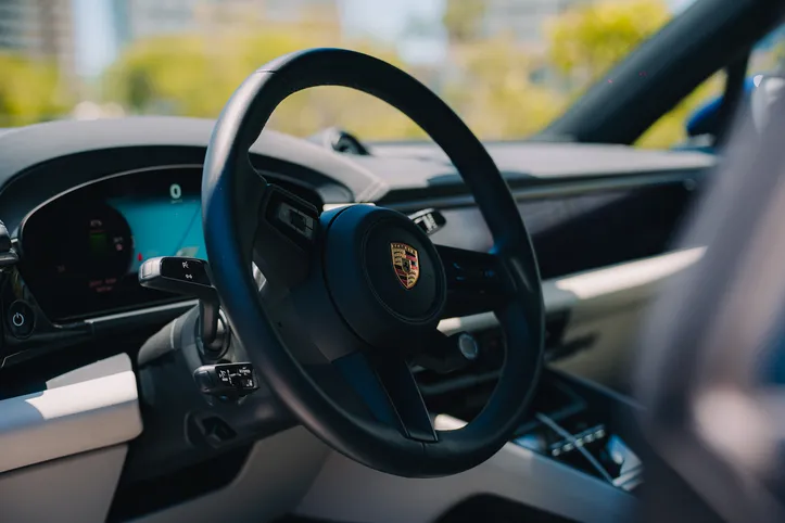 Gerente destaca que marca quer mostrar que Porsche também é força e precisão fora do asfalto