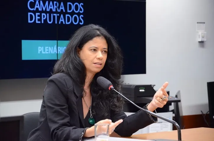 Vanuza Barrozo, presidente da ANPC