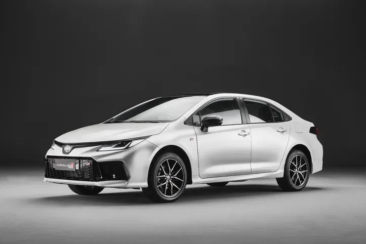 Toyota Corolla tem domínio absoluto entre os sedãs