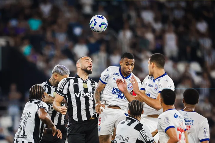 Imagem ilustrativa da imagem Ceni chama estádio do Botafogo de campo neutro e faz desabafo: "Não entendo"