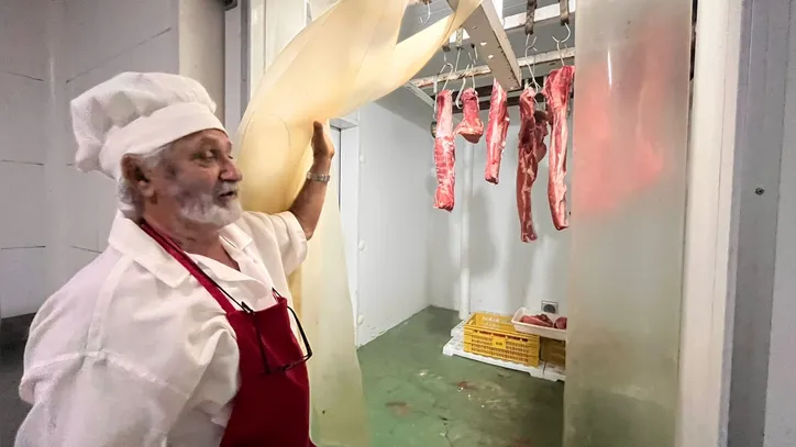 Presunto curado 'Ramón Diamantino', produto da Charcutaria Sabor Latino em Morro do Chapéu, de Benedito Maciel