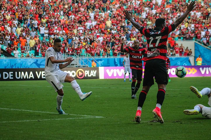 Vitória x Corinthians pelo Brasileirão de 2017