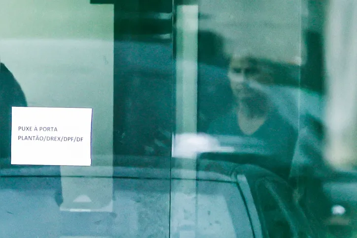 Bolsonaro estava acompanhado de Michelle