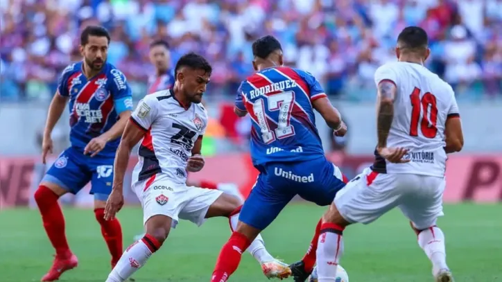 Bahia e Vitória em campo