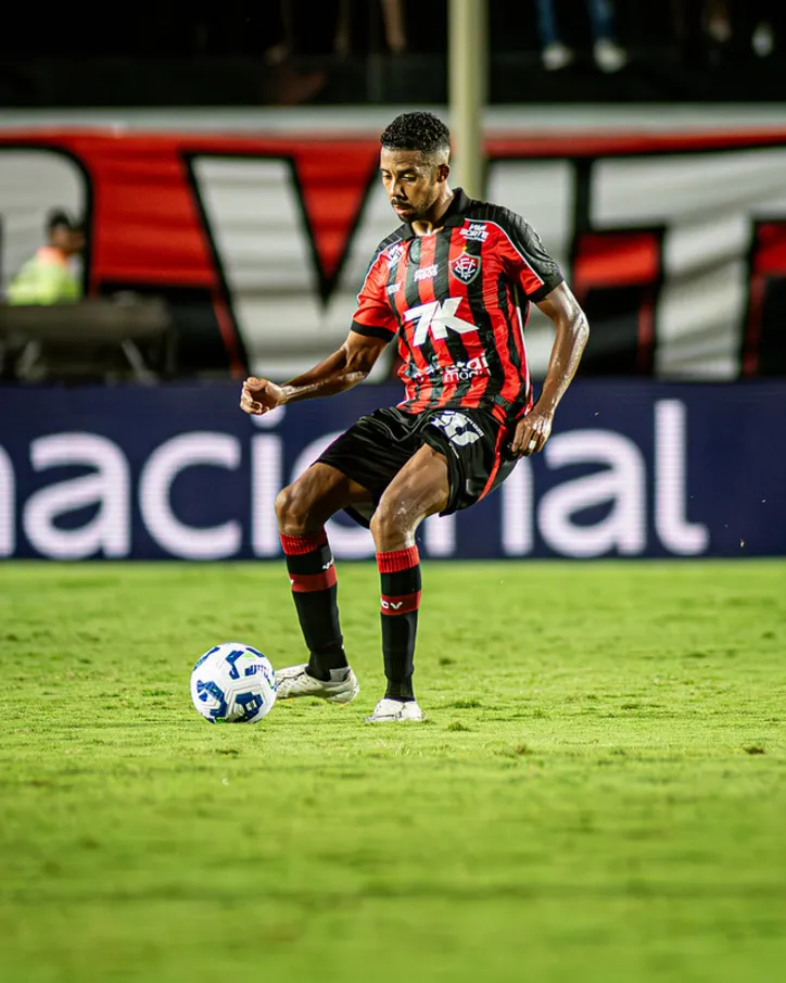 Willian Oliveira pode ser improvisado como zagueiro