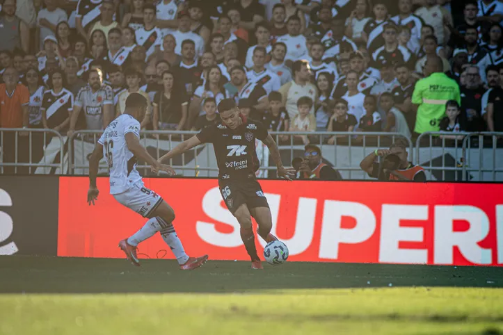 Vitória e Vasco pela 27ª rodada do Brasileirão