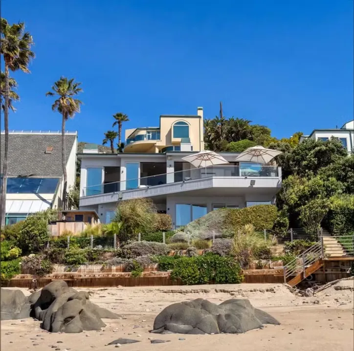 Imagem ilustrativa da imagem A joia de Malibu: mansão de DiCaprio vale R$ 109 milhões e parece de filme