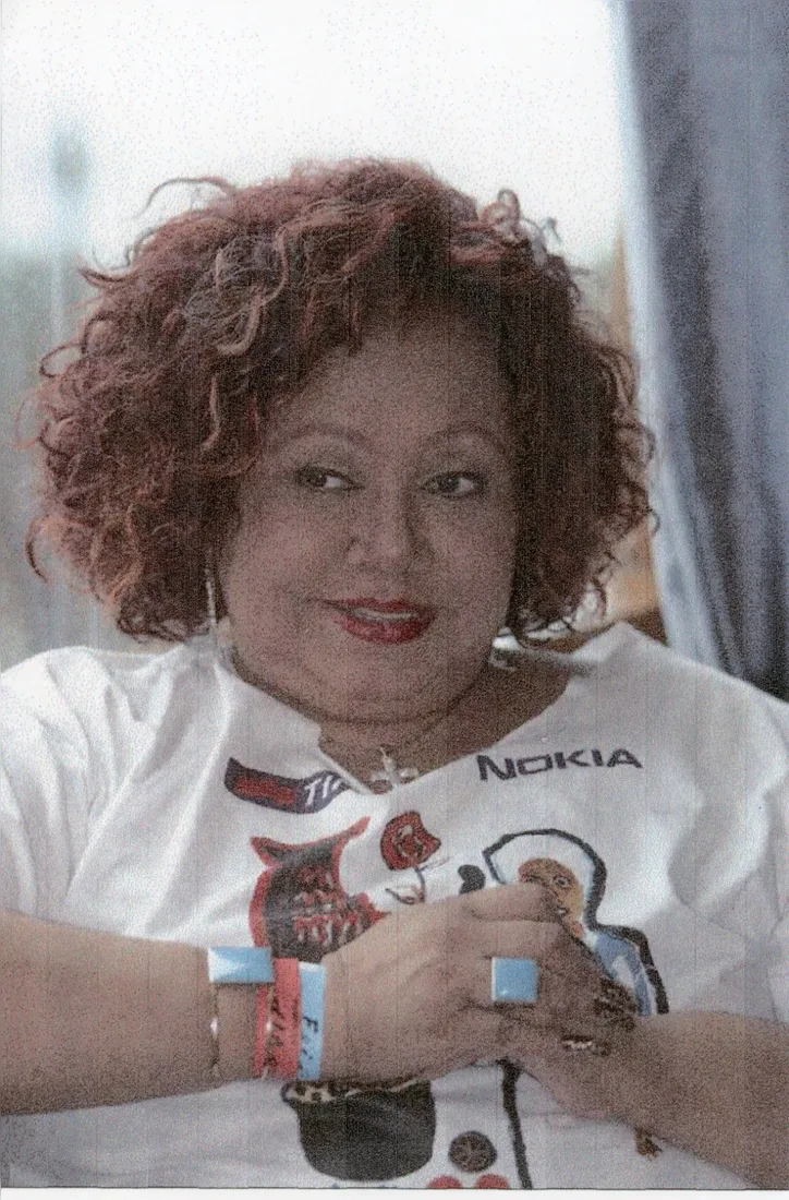 Alcione durante a Feijoada da Dadá, em 2004