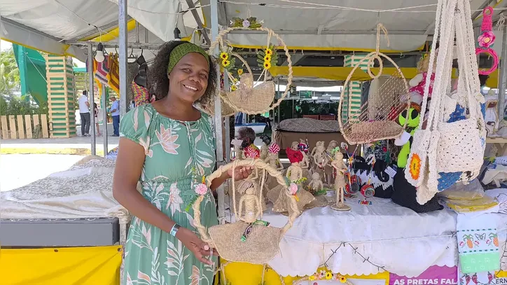 Imagem ilustrativa da imagem Artesãs compartilham histórias de superação e força na Fenagro