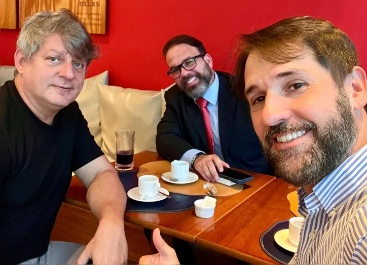 Reinaldo Giarola, Guto Barros e Gustavo Góes