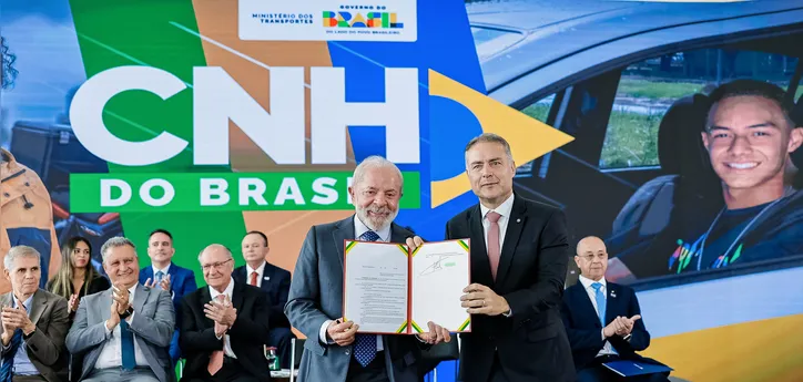 Presidente da República, Luiz Inácio Lula da Silva, durante a cerimônia de anúncio da CNH do Brasil.