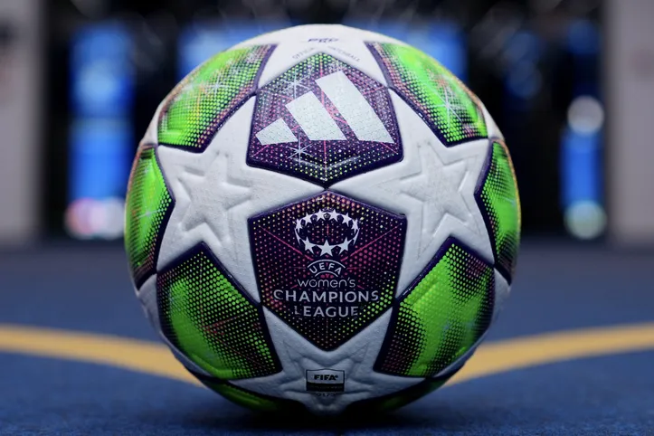 Bola da Champions League feminina