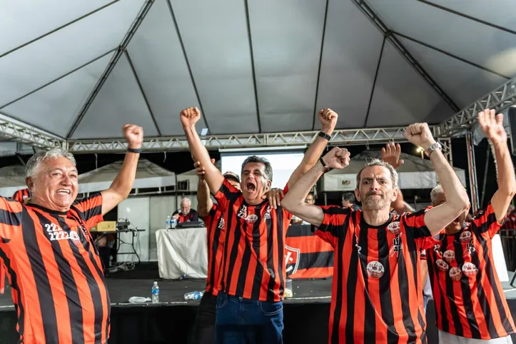 Fábio Mota foi reeleito como presidente do Vitória