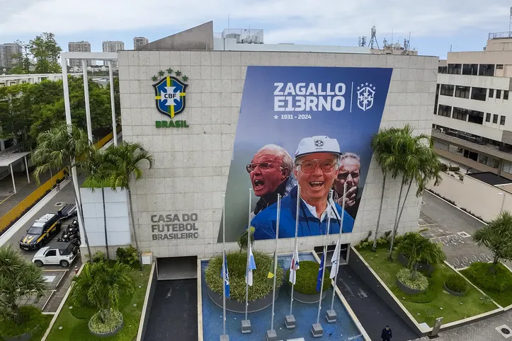 Homenagem no prédio da CBF