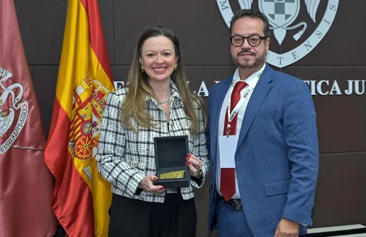 Isabela foi homenageada pela sua contribuição à promoção de soluções sustentáveis